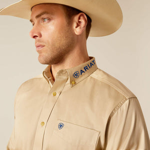 Ariat Men's Team Logo Twill Classic Fit Long Sleeve Shirt, Khaki