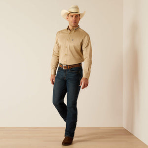 Ariat Men's Team Logo Twill Classic Fit Long Sleeve Shirt, Khaki
