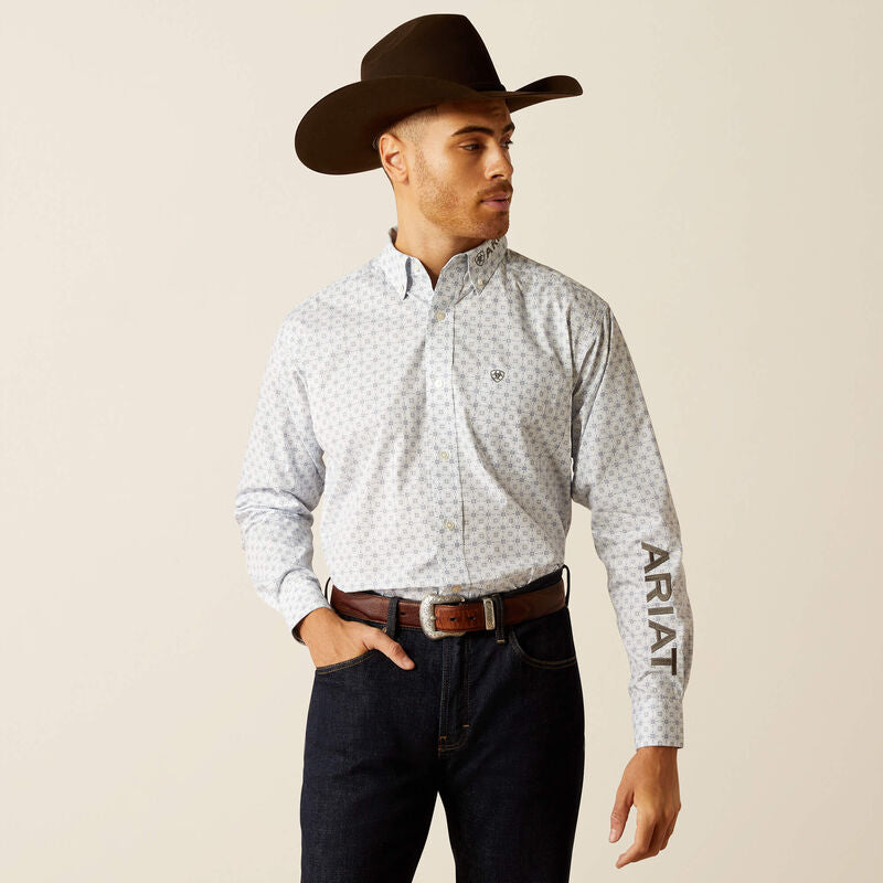 Ariat Men's Team Logo Kody Classic Fit Long Sleeve Shirt, Light Blue