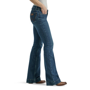 Wrangler Women's Retro Mae Mid Rise Trouser Denim Jeans, Jana