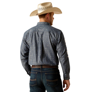 Ariat Men’s Team Logo Everett Classic Fit Long Sleeve Shirt, Blue Chambray