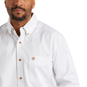 Ariat Men's Solid Twill Classic & Fitted Long Sleeve Shirt, White