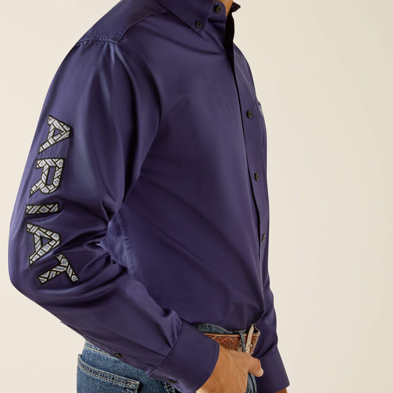 Ariat Men's Team Logo Twill Classic Fit Long Sleeve Shirt, Dark Blue|Light Blue