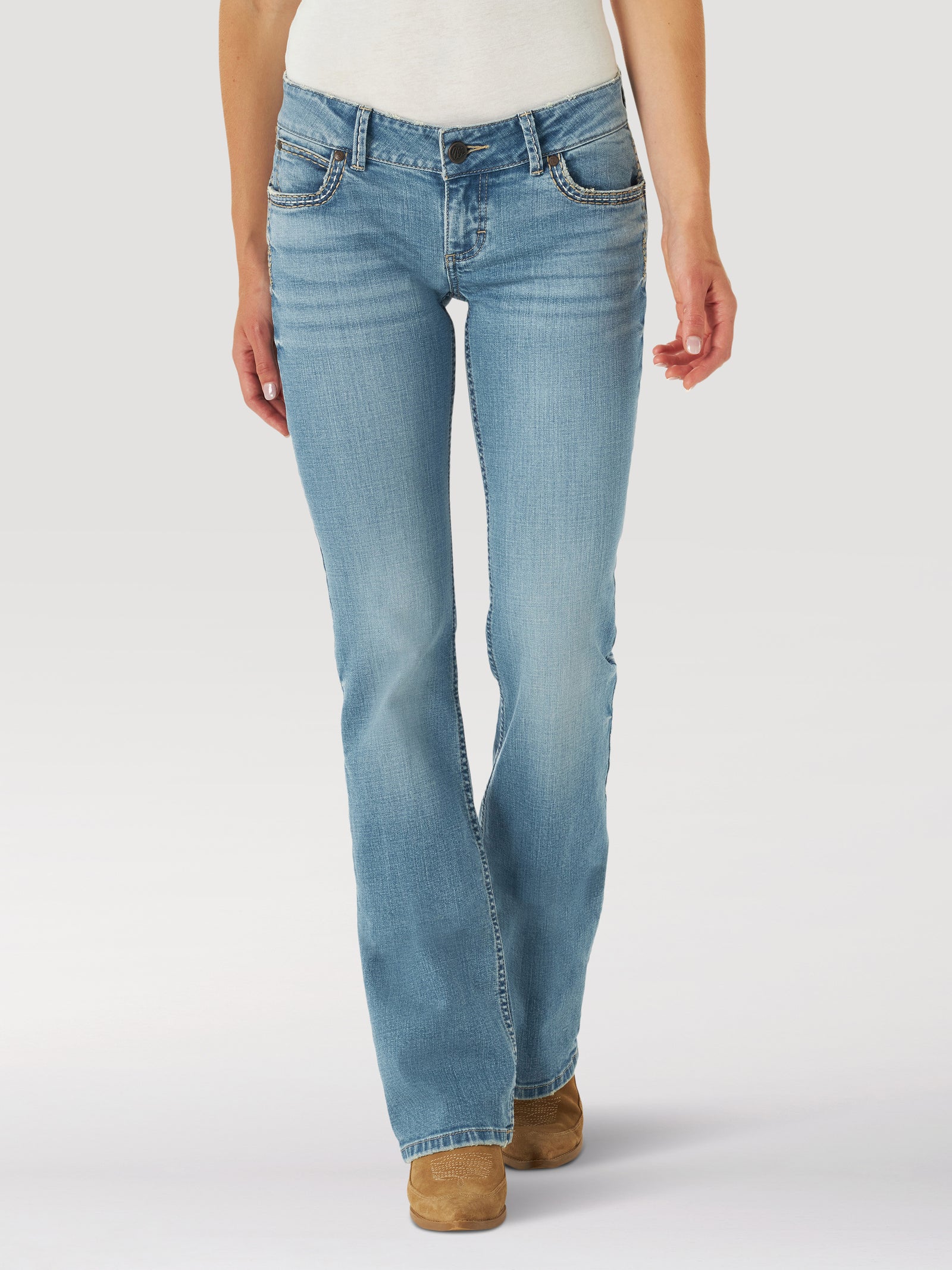 Wrangler Women's Retro Sadie Low Rise Bootcut Denim Jeans, Light Wash