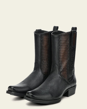 Cuadra Men's Deer Leather Narrow Square Toe Boot, Black
