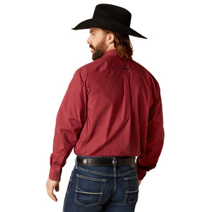 Ariat Men’s Norwin Classic Fit Snap Long Sleeve Shirt, Tibetan Red