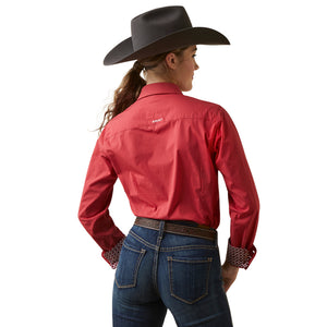 Ariat Women's Wrinkle Resist Kirby Stretch Shirt, Cardinal Dot