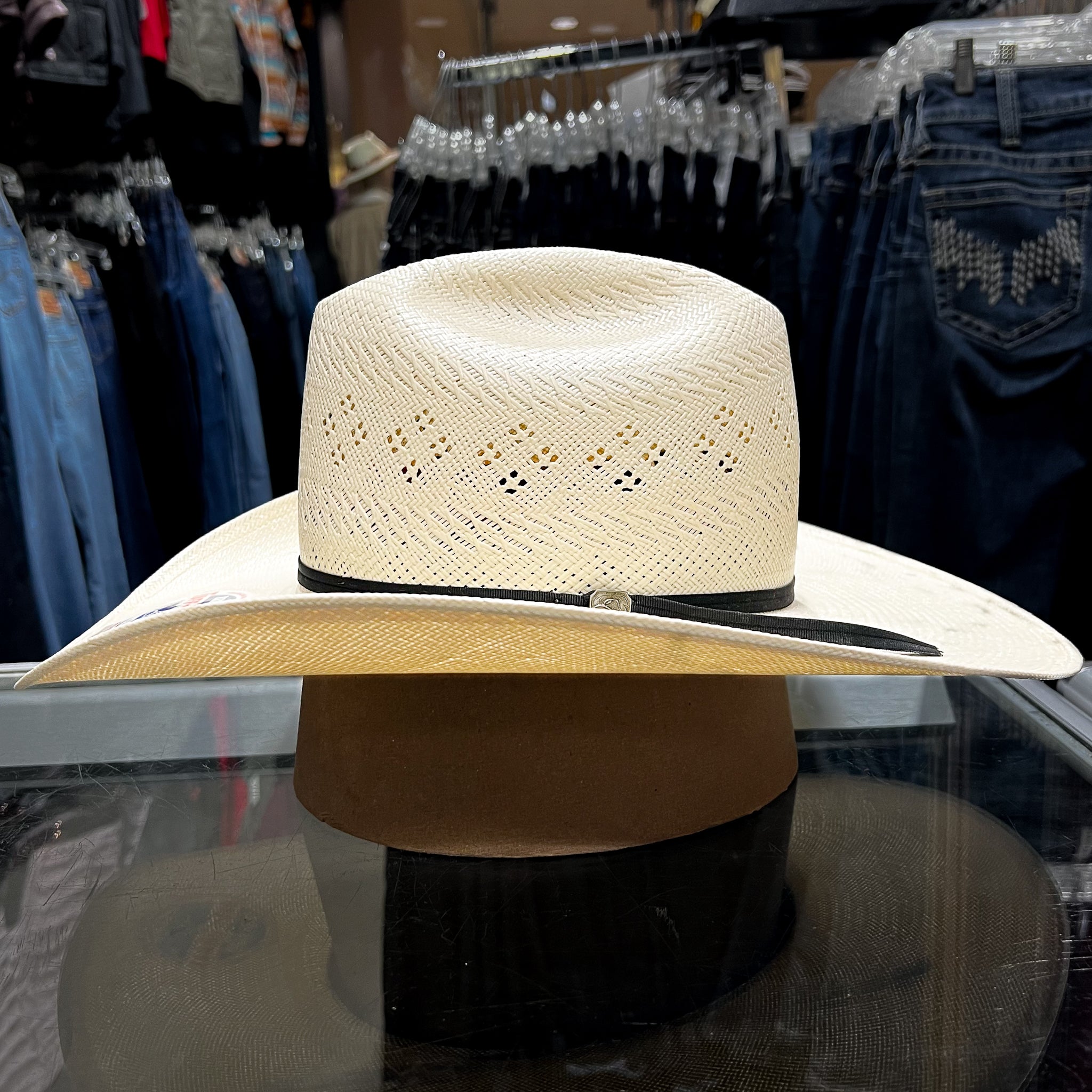 Chapeau style Panama en paille blanc Chapeau style Panama en paille blanc