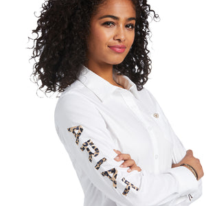 Ariat Women's Wrinkle Resist Team Kirby Stretch Shirt, White/Leopard