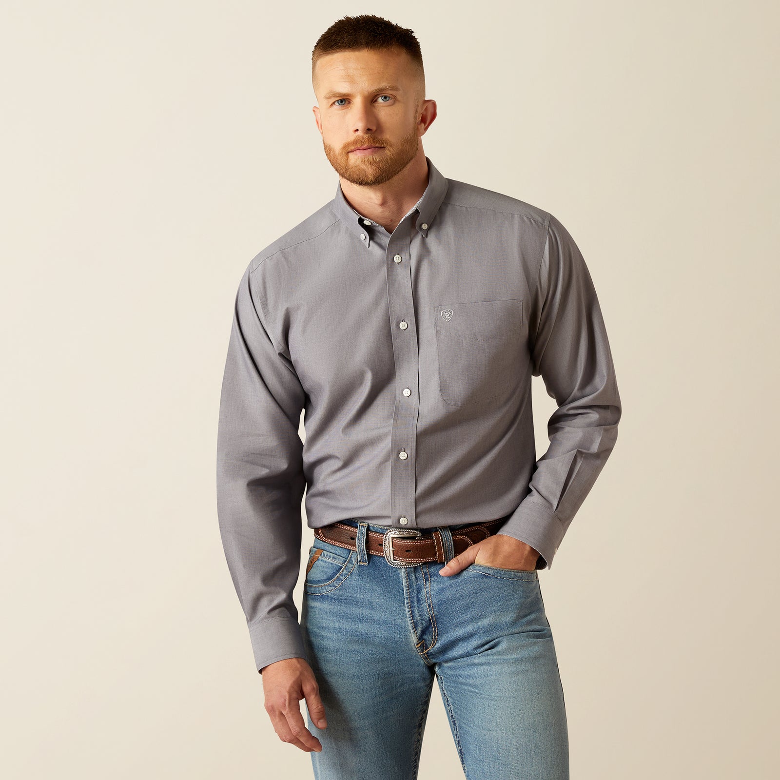 Ariat Men's Wrinkle Free Solid Classic Fit Long Sleeve Shirt, Grey