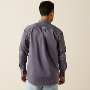 Ariat Men's Team Logo Twill Classic Fit Long Sleeve Shirt, Grey/White