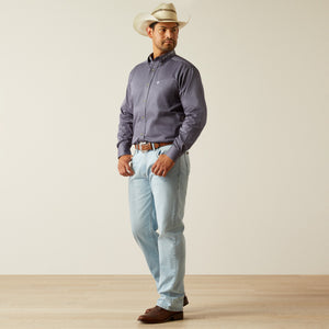 Ariat Men's Team Logo Twill Classic Fit Long Sleeve Shirt, Grey/White