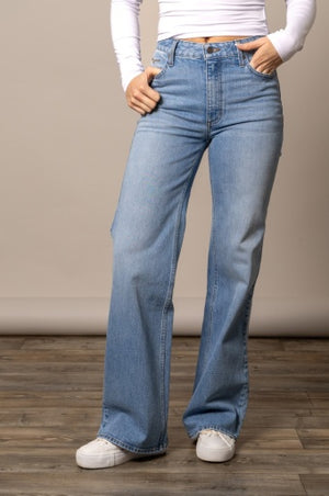 Kimes Ranch Women's Zoey High Rise Wide Leg Jeans - Light Wash