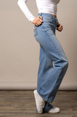 Kimes Ranch Women's Zoey High Rise Wide Leg Jeans - Light Wash